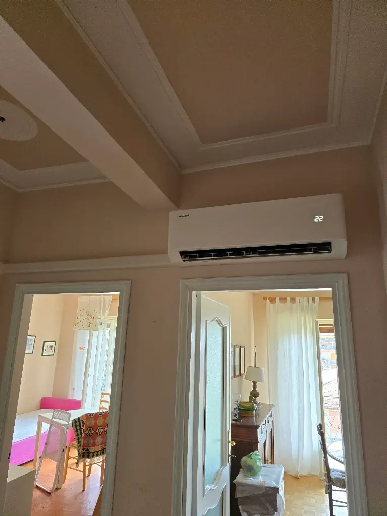 Climatizzatore Hisense installato in appartamento